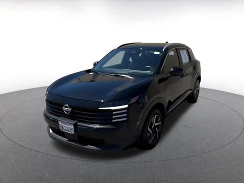 Used 2026 Nissan Kicks SV FWD image 5