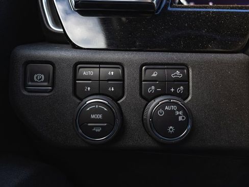 New 2025 Chevrolet Silverado 1500 LT w/ Z71 Off-Road Package image 21