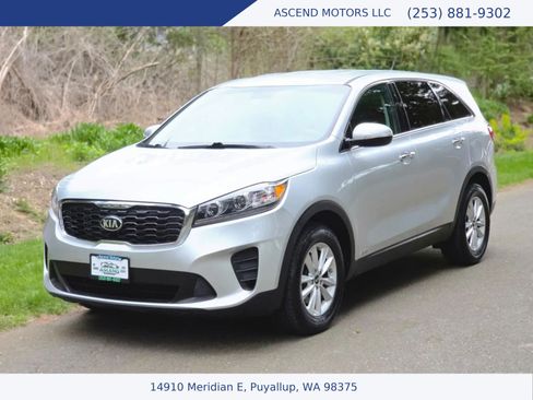 Used 2019 Kia Sorento LX image 1