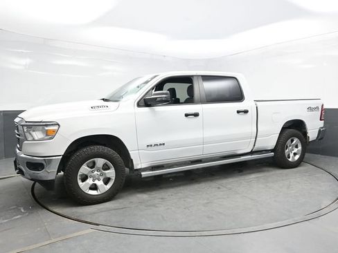 Used 2023 RAM 1500 Big Horn AWD/4WD image 3