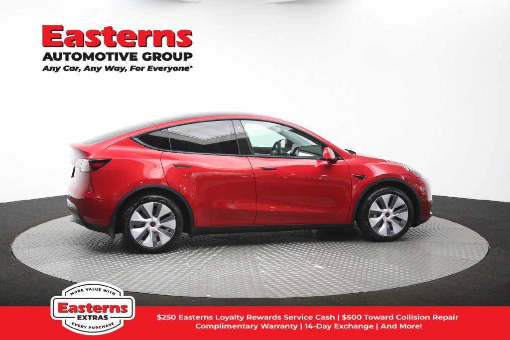 Used 2021 Tesla Model Y Long Range AWD/4WD image 41
