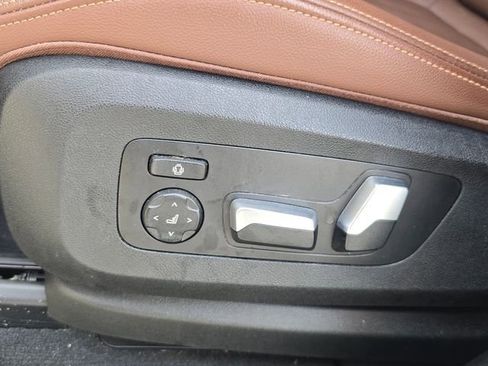 Used 2020 BMW X5 sDrive40i w/ Premium Package image 15