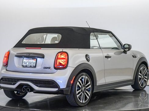 Used 2024 MINI Cooper S FWD image 5