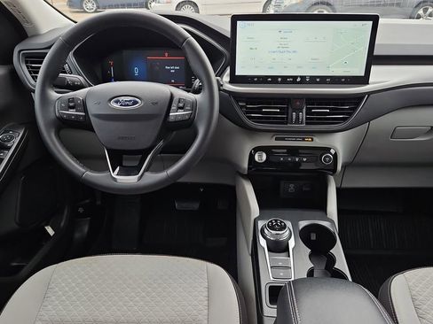 Used 2023 Ford Escape Active w/ Tech Pack #1 FWD image 17