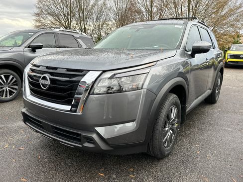 New 2025 Nissan Pathfinder SV w/ SV Premium Package image 1
