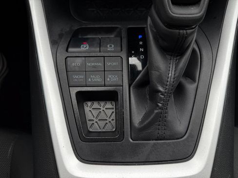 Used 2024 Toyota RAV4 XLE w/ Weather Package AWD/4WD image 20