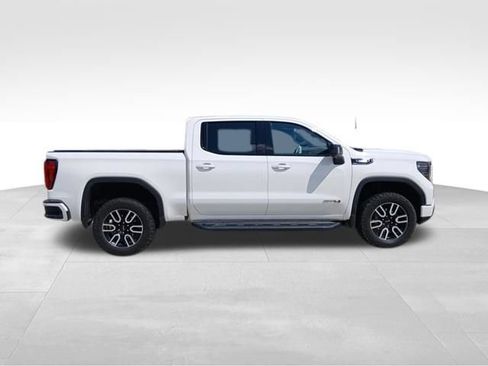 Used 2023 GMC Sierra 1500 AT4 w/ AT4 Premium Package AWD/4WD image 6