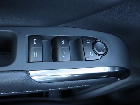 New 2026 Chevrolet Traverse LT w/ Driver Confidence Package image 17