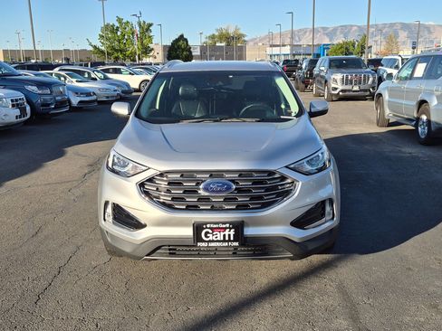 Used 2019 Ford Edge Titanium AWD/4WD image 11
