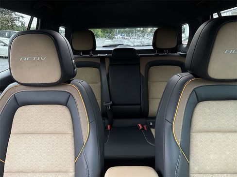 New 2026 Chevrolet Equinox ACTIV w/ Convenience Package III image 32