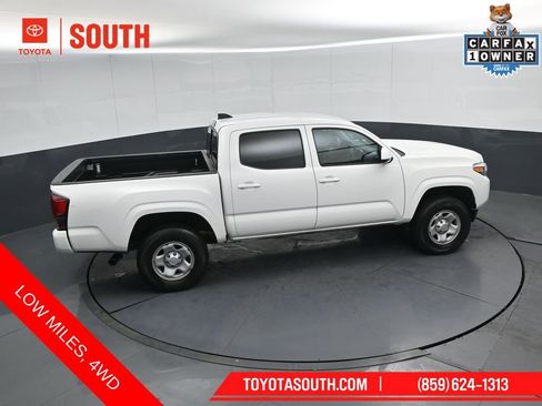 Used 2022 Toyota Tacoma SR AWD/4WD image 43
