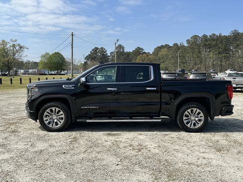 Used 2025 GMC Sierra 1500 Denali image 5
