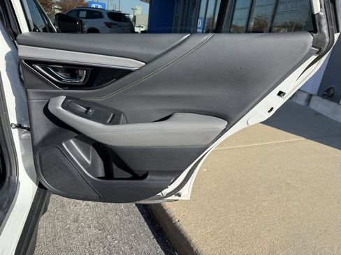 Used 2021 Subaru Outback Onyx Edition XT image 39