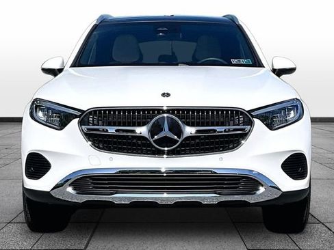Certified 2026 Mercedes-Benz GLC 300 4MATIC image 2