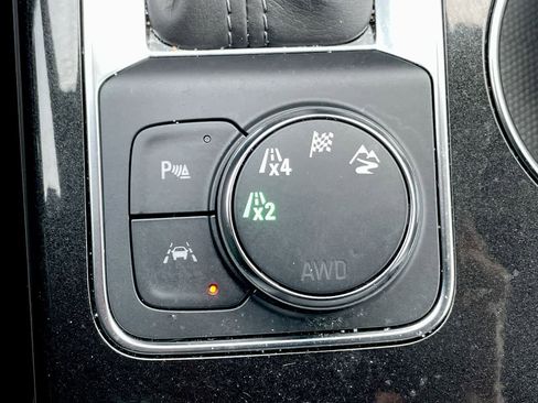 Used 2023 Chevrolet Blazer Premier image 28