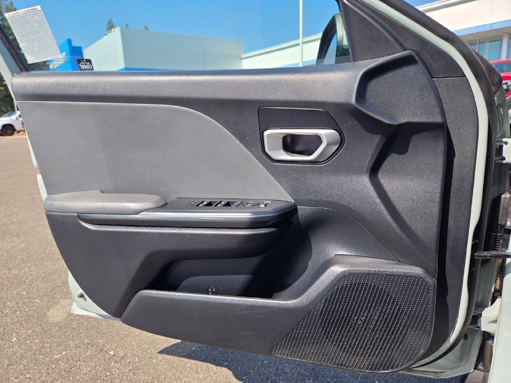 Used 2025 Kia K4 FWD image 13