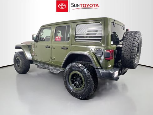 Used 2021 Jeep Wrangler Unlimited Rubicon AWD/4WD image 6