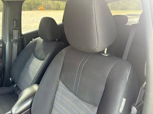 Used 2021 Nissan Leaf SV w/ SV Technology Package image 18