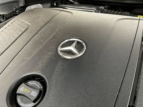 Certified 2023 Mercedes-Benz GLC 300 4MATIC image 31