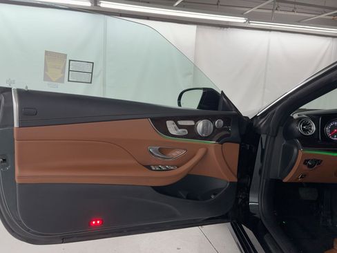 Used 2018 Mercedes-Benz E 400 Cabriolet image 5