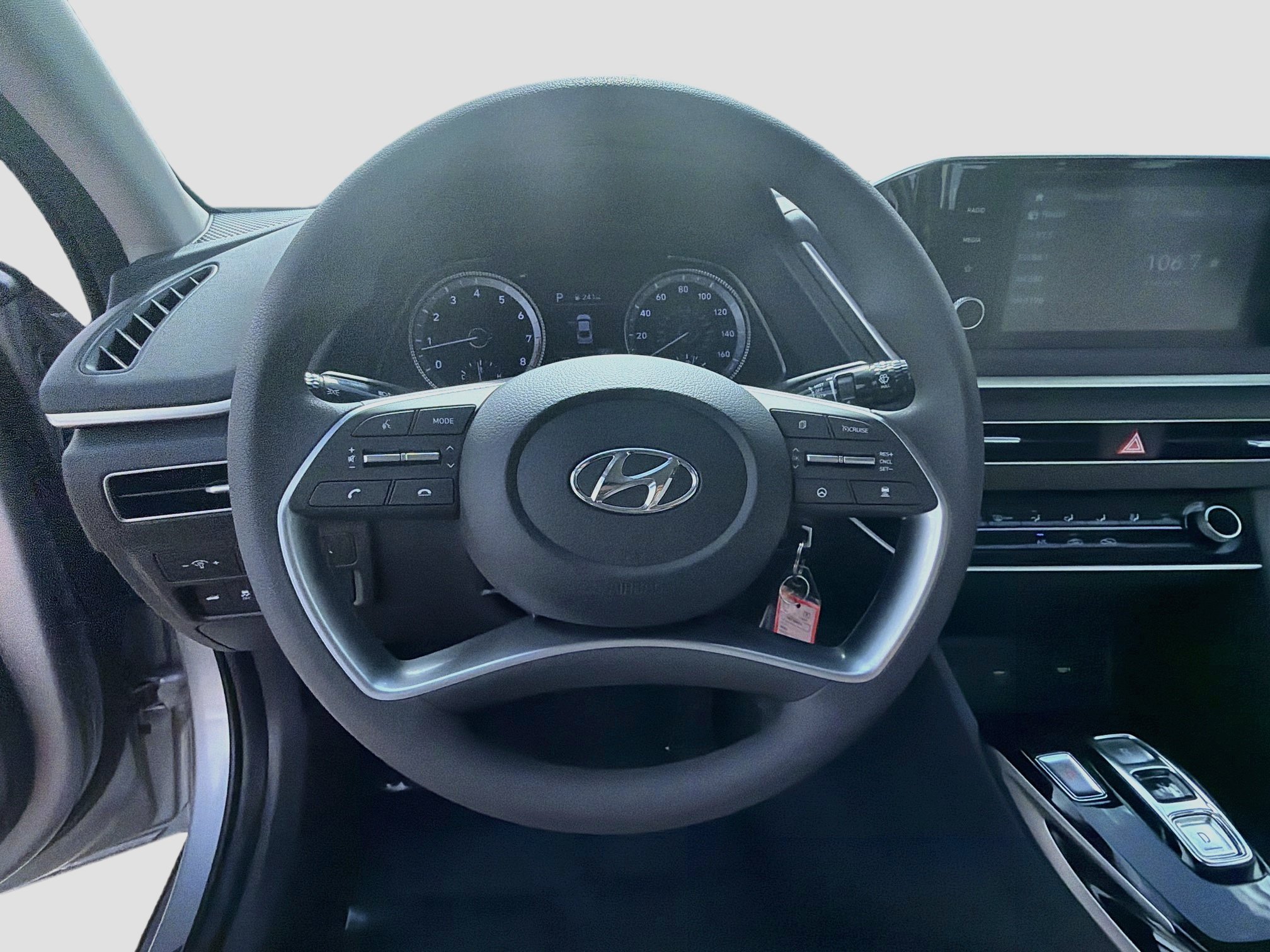 Used 2023 Hyundai Sonata SE FWD image 8