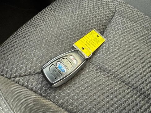 Used 2023 Subaru Forester Premium AWD/4WD image 28
