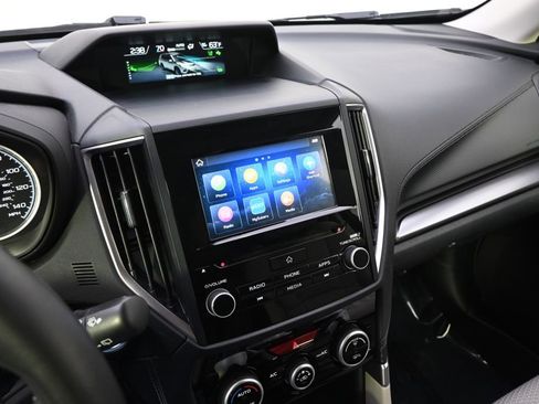 Used 2023 Subaru Forester Premium image 25