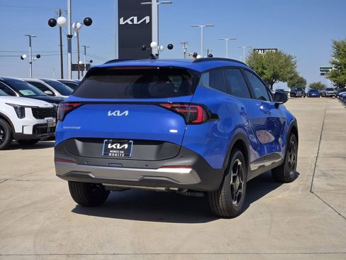 New 2026 Kia Sportage EX w/ EX Panorama Roof Package AWD/4WD image 4