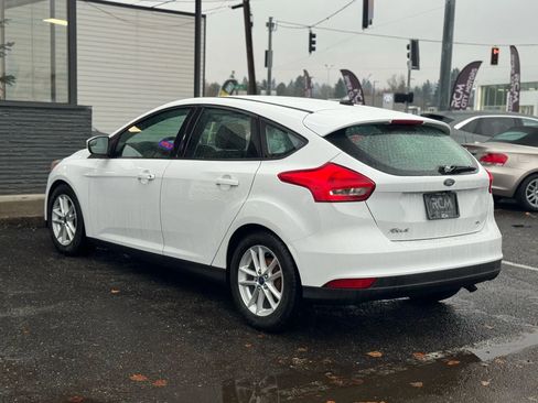 Used 2015 Ford Focus SE image 7
