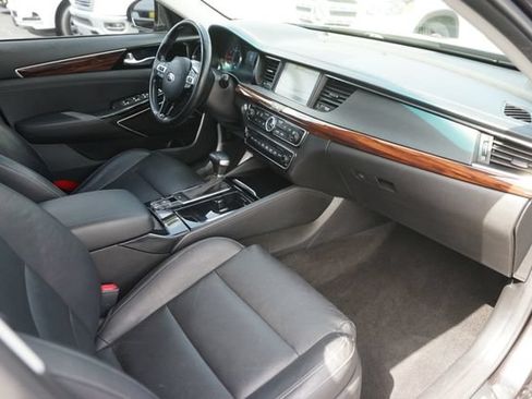 Used 2019 Kia Cadenza Technology FWD image 18