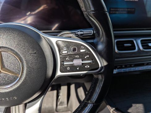 Used 2020 Mercedes-Benz GLS 450 4MATIC image 17