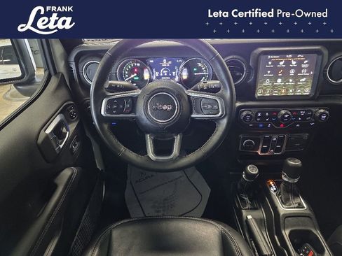 Used 2023 Jeep Wrangler Unlimited Sahara w/ Cold Weather Group AWD/4WD image 17