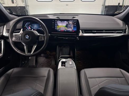 Used 2023 BMW X1 xDrive28i w/ Premium Package image 23