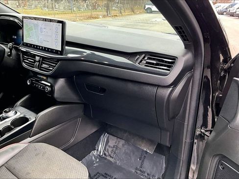 Certified 2023 Ford Escape ST-Line Select w/ Tech Pack #2 image 15