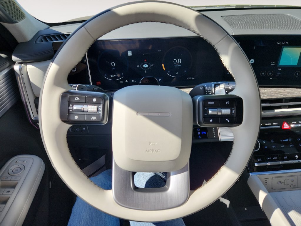 Used 2025 Hyundai Santa Fe Calligraphy AWD/4WD image 13