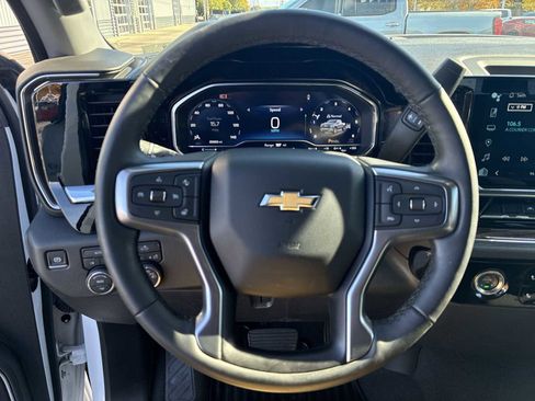 Certified 2024 Chevrolet Silverado 1500 LT image 10