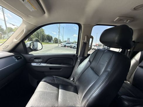 Used 2011 Chevrolet Tahoe LT AWD/4WD image 22