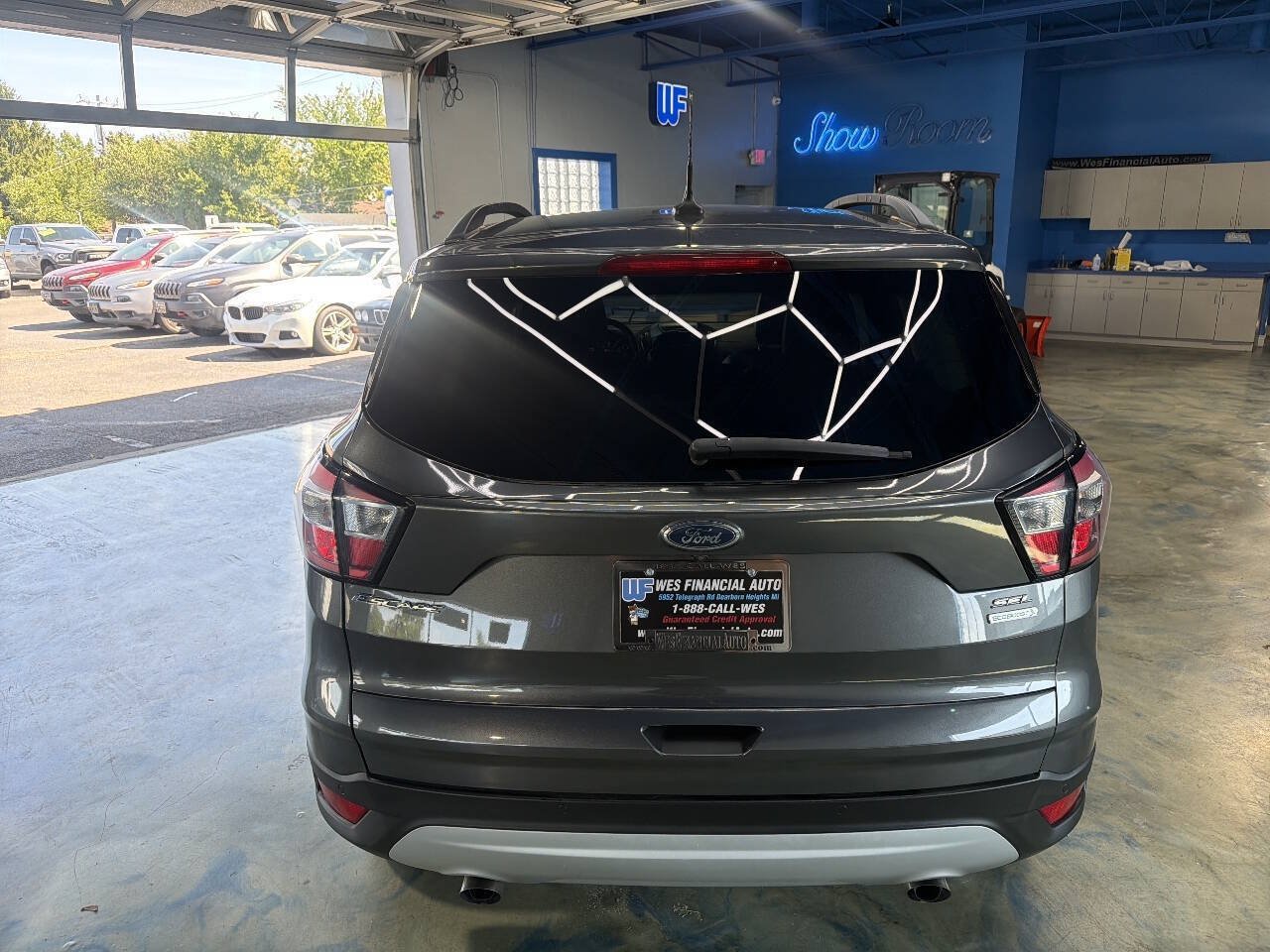 Used 2018 Ford Escape SEL w/ Canadian Touring Package FWD image 10