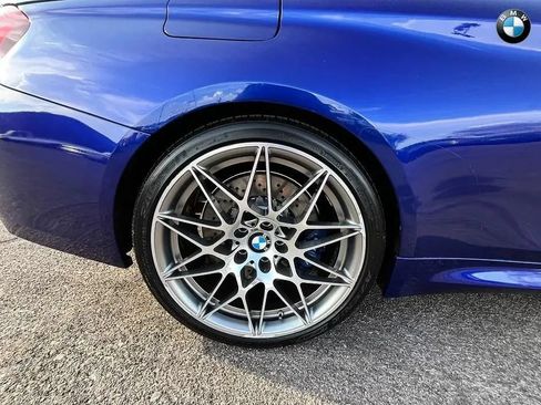 Used 2020 BMW M4 Convertible w/ Competition Package RWD image 19