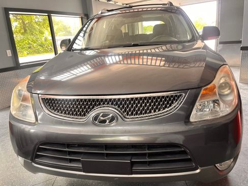 Used 2010 Hyundai Veracruz Limited FWD image 9