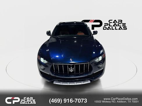 Used 2019 Maserati Levante GranLusso AWD/4WD image 2