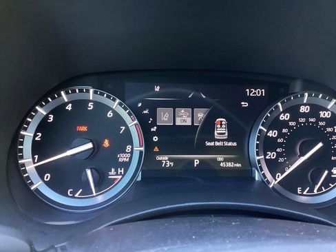 Used 2021 Toyota Highlander XSE AWD/4WD image 12