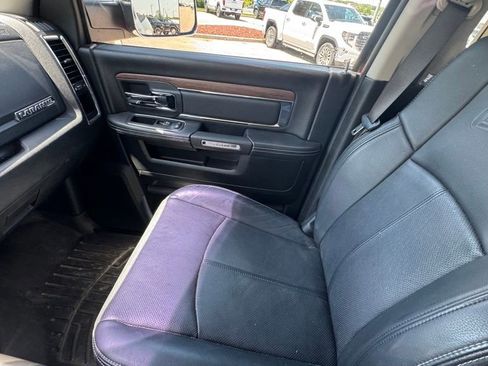 Used 2018 RAM 2500 Laramie w/ Convenience Group AWD/4WD image 22