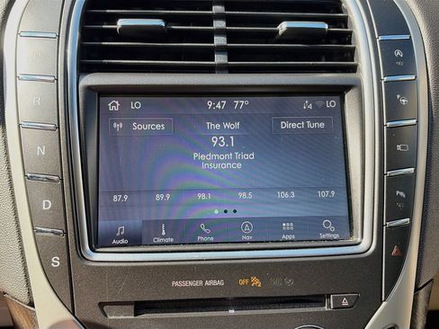 Used 2020 Lincoln Nautilus Reserve AWD/4WD image 15
