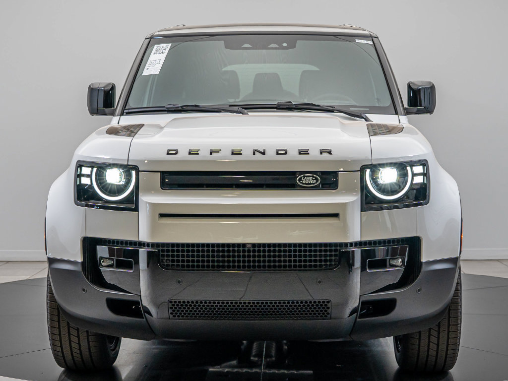 New 2026 Land Rover Defender 130 S AWD/4WD image 2