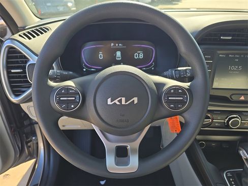 New 2025 Kia Soul LX image 30