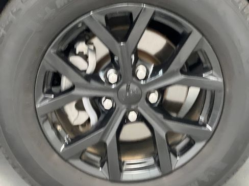 Used 2024 Jeep Grand Cherokee Altitude RWD image 73