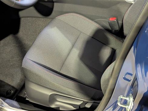 New 2026 Toyota Prius Plug-In Hybrid image 4