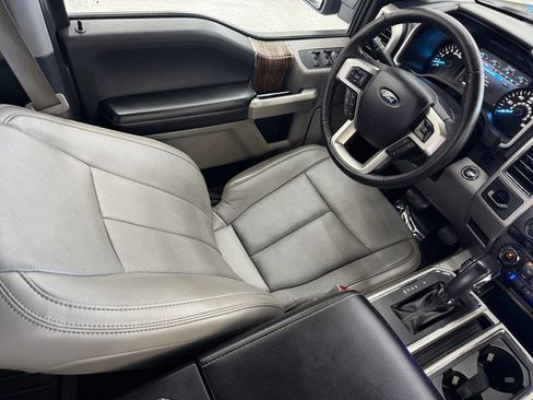 Used 2020 Ford F150 Lariat RWD image 41