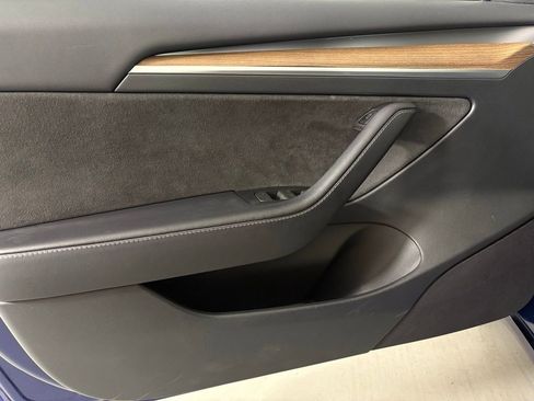 Used 2023 Tesla Model 3 Standard Range RWD image 13